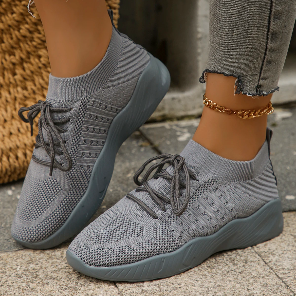 Gris / 44